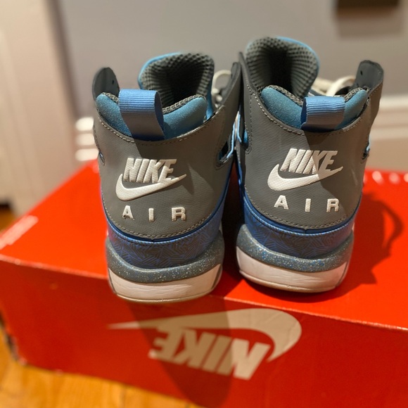 Air Tech Challenge Huarache - Picture 1 of 3